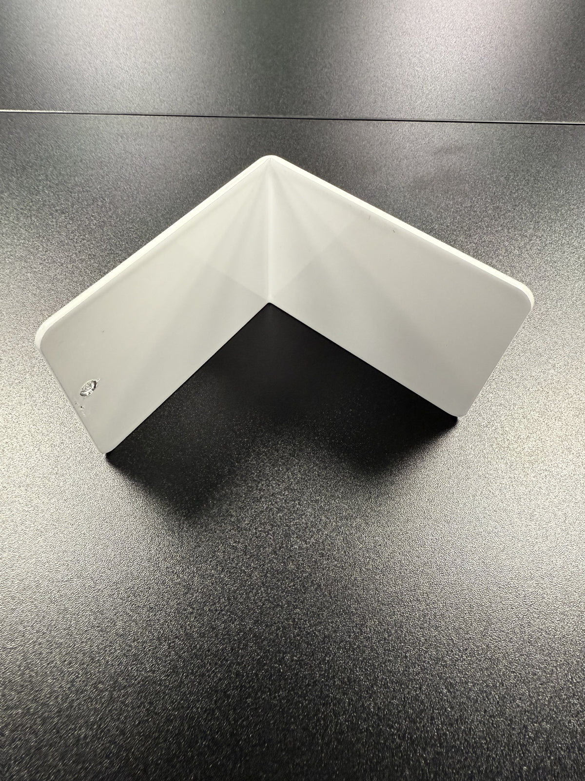 FAST-FOLD 90 degree lightbox connector hardware
