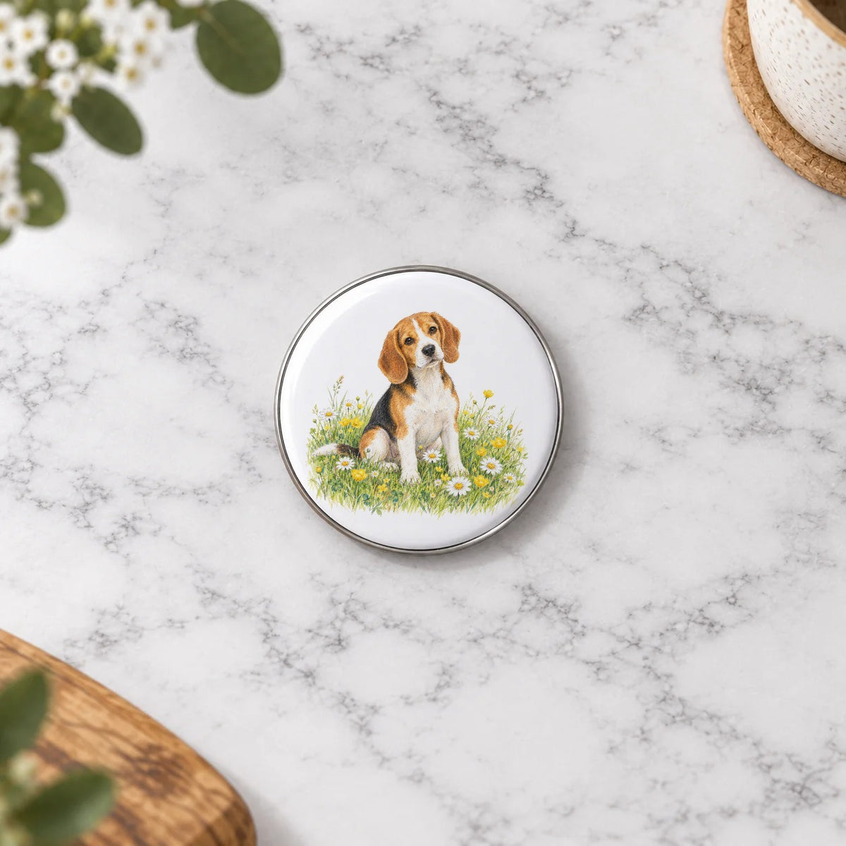 Beagle in a Wildflower Meadow Greeting Card – Small Badge