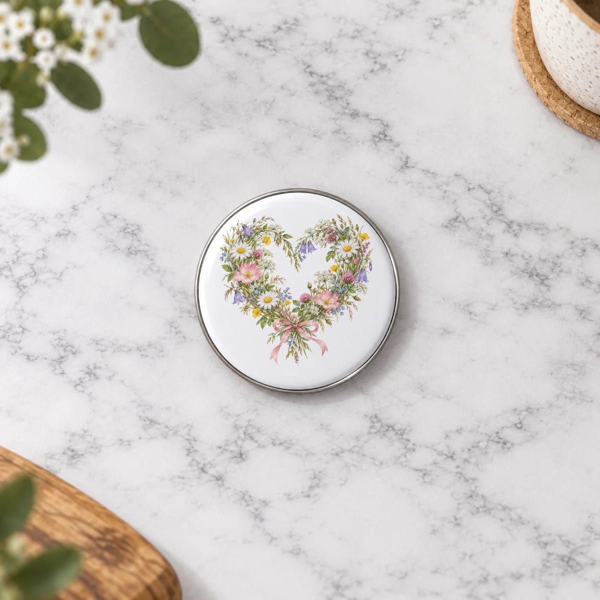 Wildflower Heart Wreath Greeting Card – Badge Small