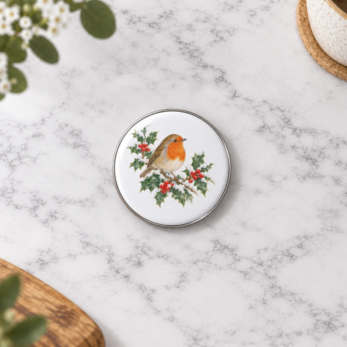 Winter Robin and Holly Greeting Card – Badge Small