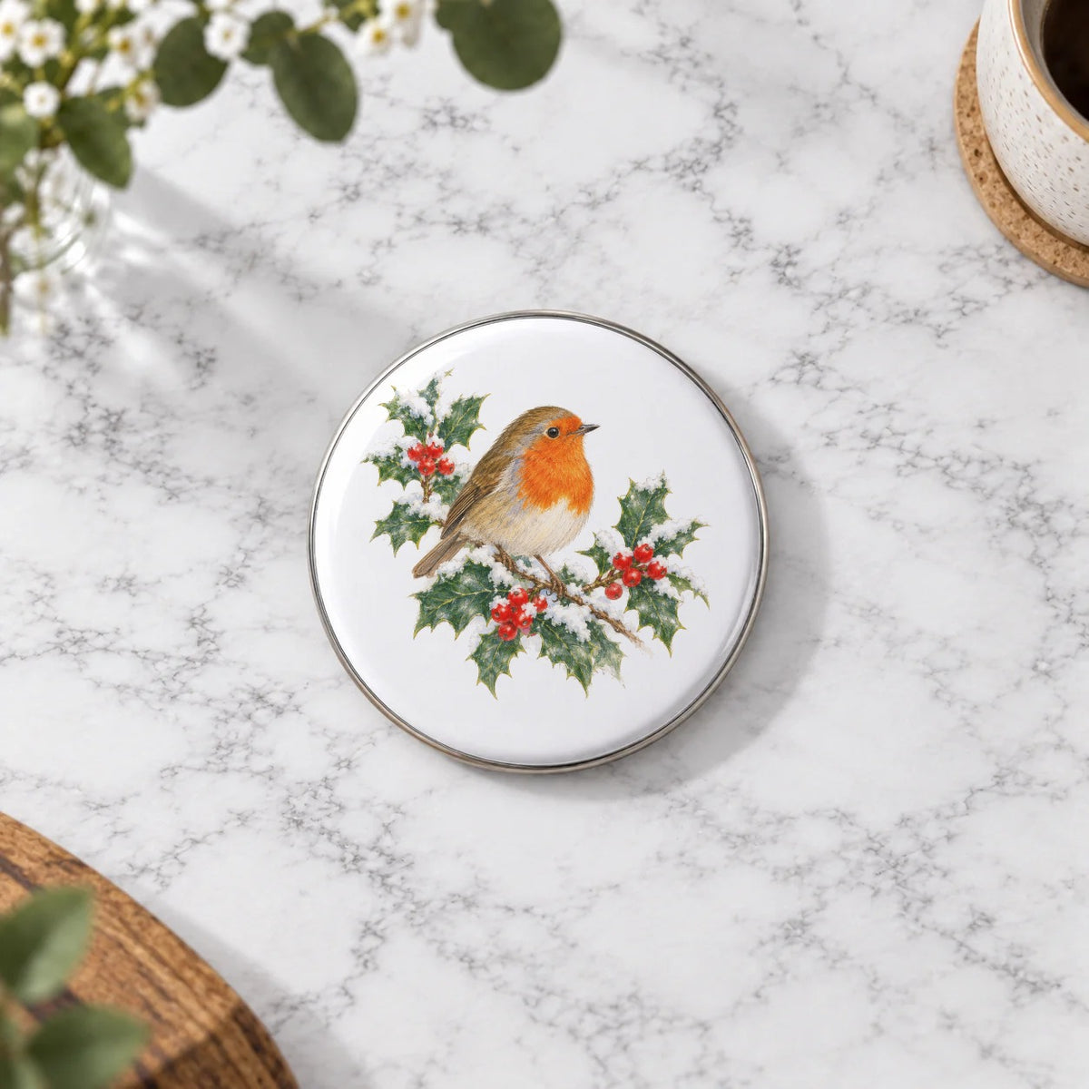 Winter Robin and Holly Greeting Card – Badge Large