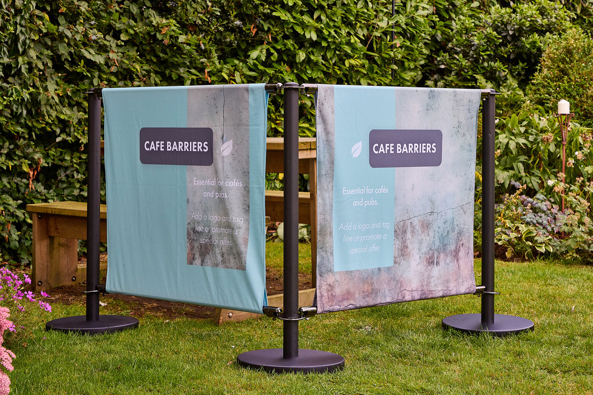 Black Cafe Barrier outdoor cafe system in use