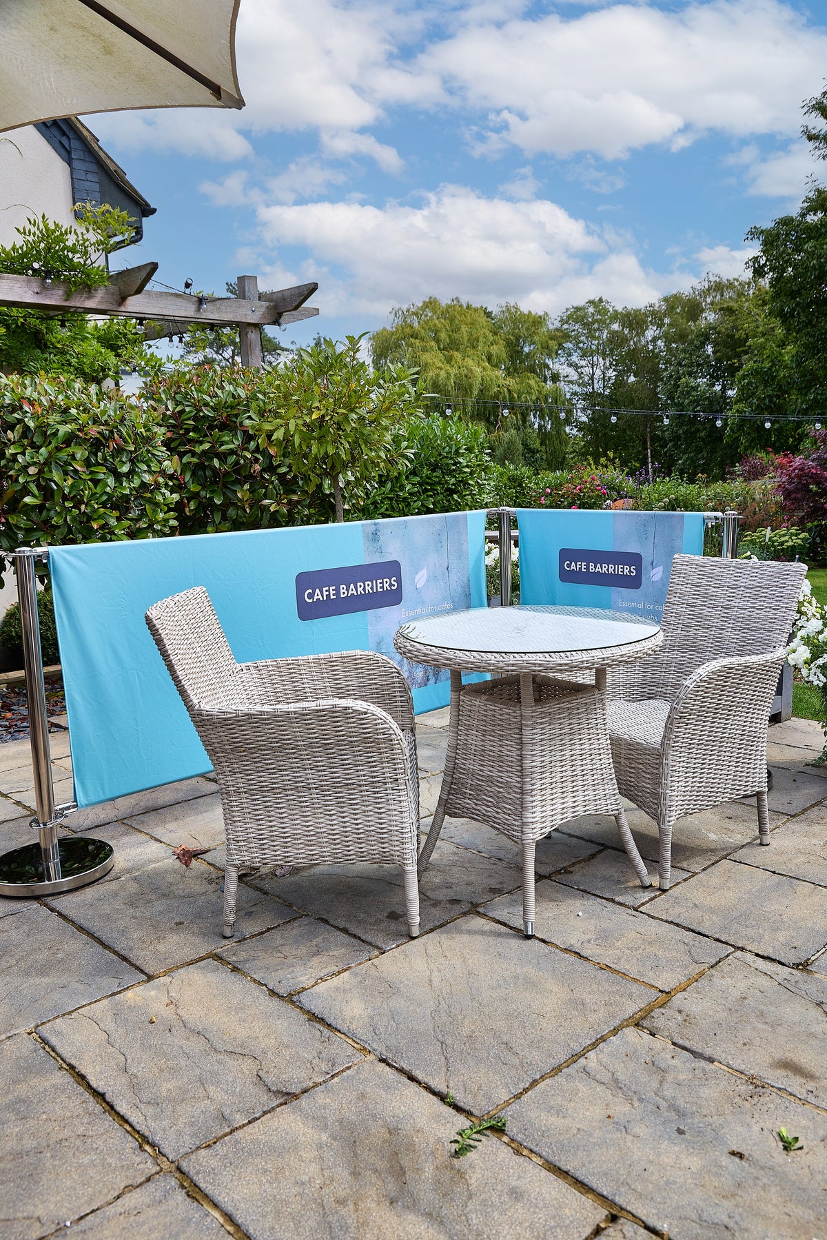 Chrome Cafe Barrier outdoor hospitality system