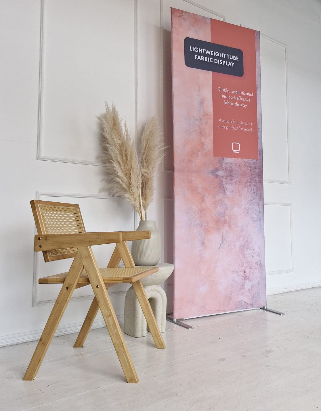 Freestanding lightweight tube display with printed fabric graphic