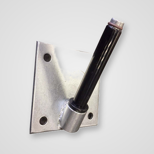 Angled wall mounting bracket for a flag pole